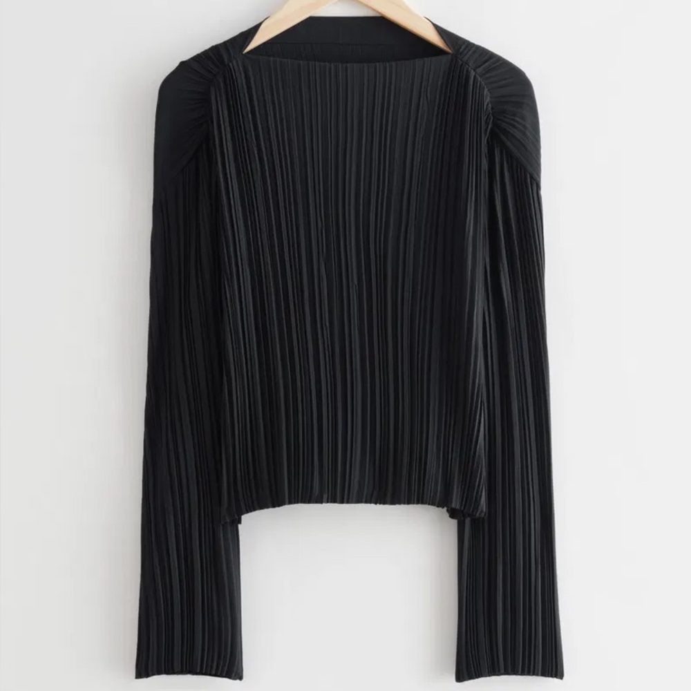 & OTHER STORIES Boxy Laser Cut Plissé Top